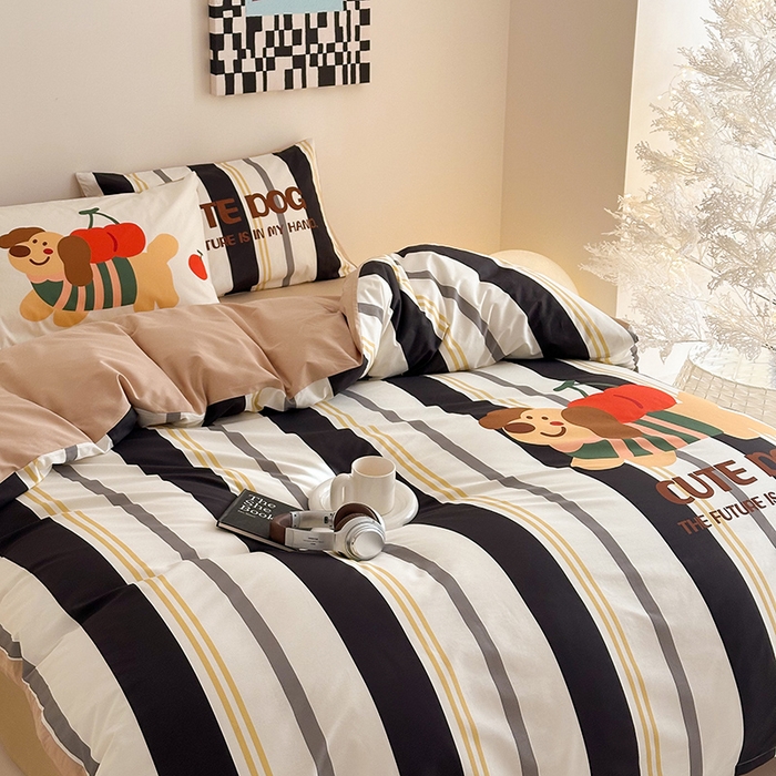 91家纺网 家纺一手货源 找家纺 2025新款全棉大版卡通数码印花纯棉四件套 可爱小狗（黑）