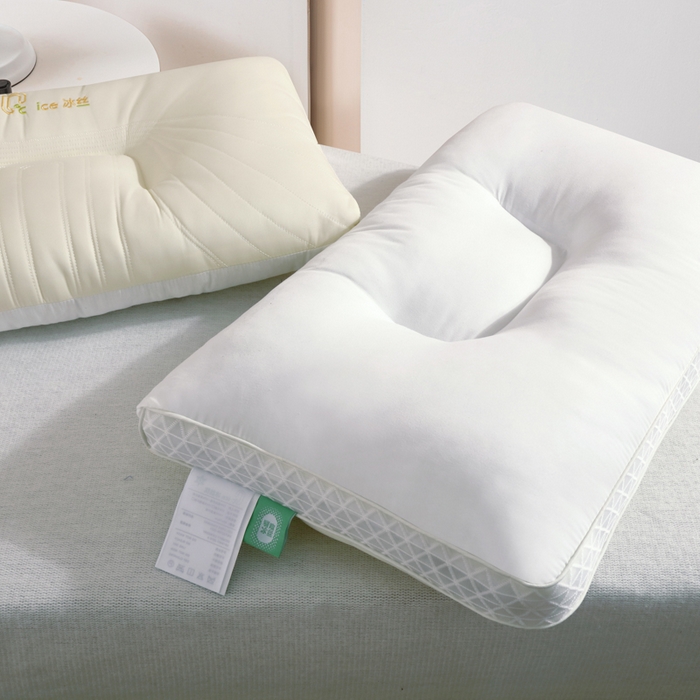 91家纺网 家纺一手货源 找家纺 大熊枕芯  2025新款spa云感刺绣冰丝枕 冰丝护颈枕奶黄低枕一对