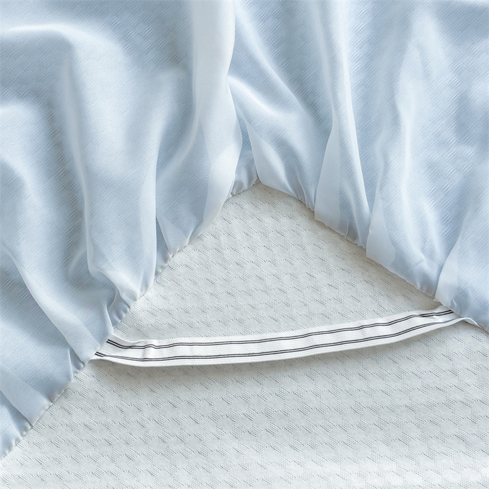 91家纺网 家纺一手货源 找家纺 丝幔家纺 2025新款A类冰豆豆花边款凉席床裙 绅士灰