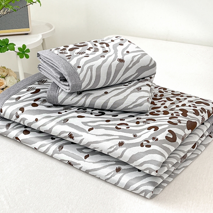 91家纺网 家纺一手货源 找家纺 子曰 2025新款高定版A类PE聚乙烯凉感凉席提花凉席床笠 魅野-灰【平铺款】