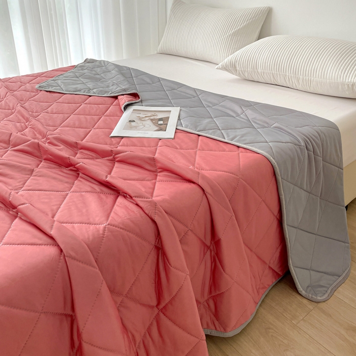 91家纺网 家纺一手货源 找家纺 富艺隆 2025新款纯色凉感丝夏被 豆沙