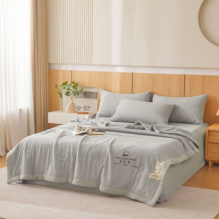 91家纺网 家纺一手货源 找家纺 创优家纺 2025新款无印风格子新疆棉夏被空调被纯棉花被夏被子薄被芯水洗棉包检测 新疆棉-浅灰