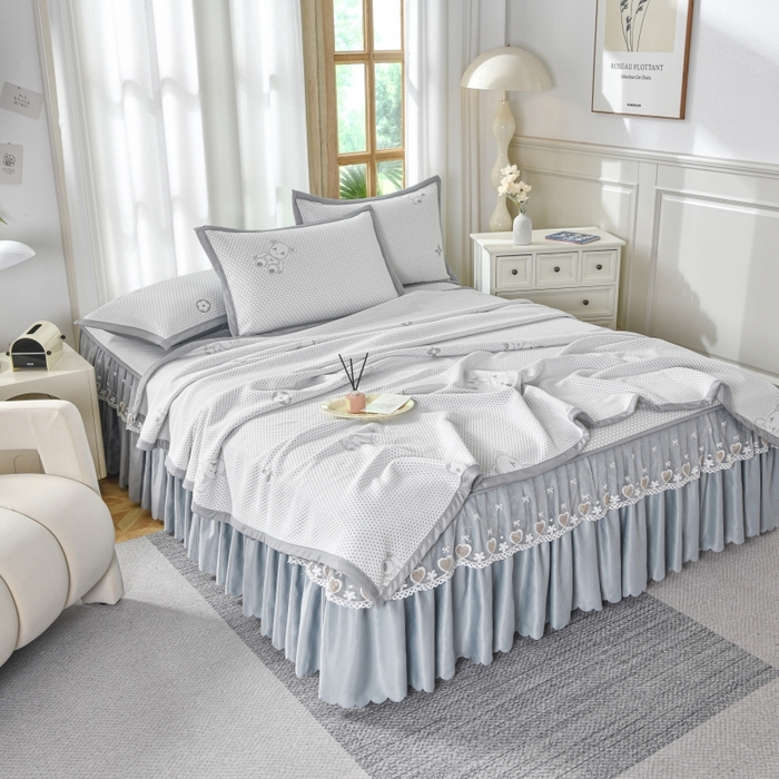 91家纺网 家纺一手货源 找家纺 品乐家纺  2025新款床裙款提花冰豆豆套件凉席席子 灰色