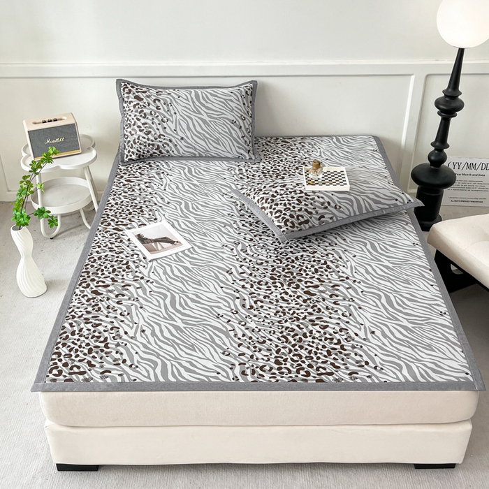 91家纺网 家纺一手货源 找家纺 子曰 2025新款高定版A类PE聚乙烯凉感凉席提花凉席 魅野-灰