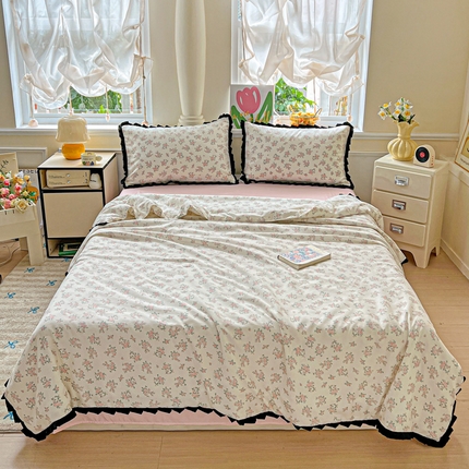 91家纺网 家纺一手货源 找家纺 妖妖家纺 2025新款有氧水洗糯糯公主风花边夏被四件套单夏被 玫瑰庄园