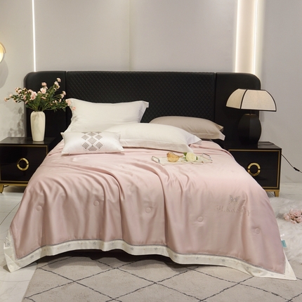 91家纺网 家纺一手货源 找家纺 （总）博尔菲 2025新款天丝夏被 花间夏