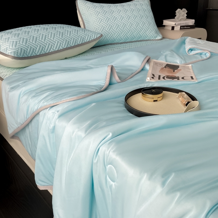 91家纺网 家纺一手货源 找家纺 欧邦 2025新款加厚纯色凉席四件套--夏被四件套 饼干花-湖蓝