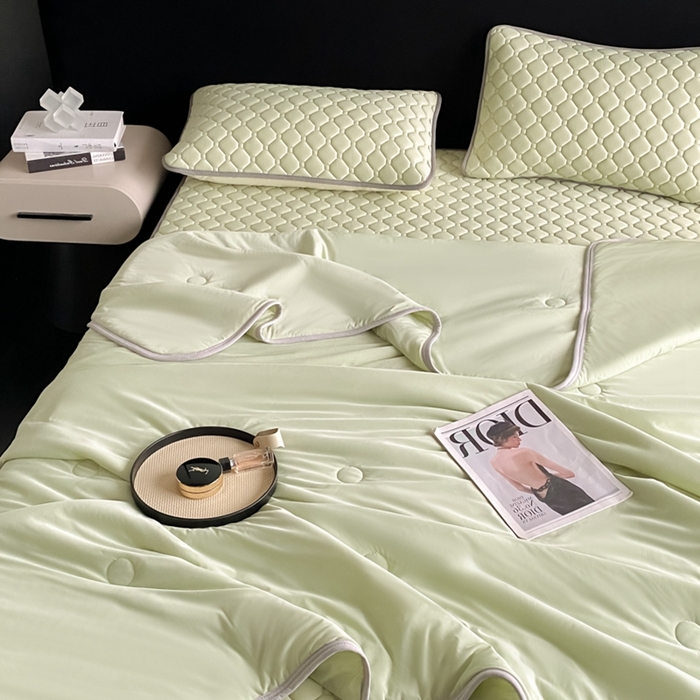 91家纺网 家纺一手货源 找家纺 欧邦 2025新款加厚纯色凉席四件套--夏被四件套 方格-果绿