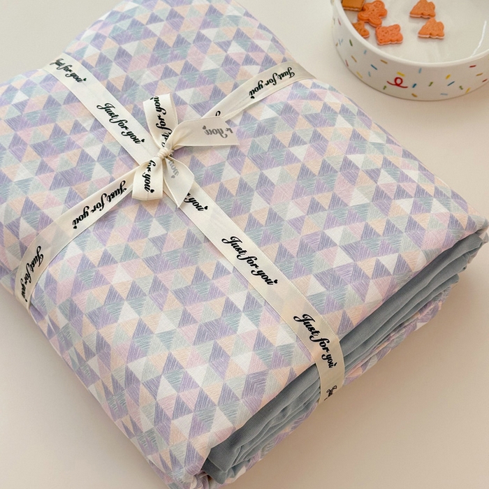 91家纺网 家纺一手货源 找家纺 塞纳 2026新款.全棉有氧双层纱四件套-场景二-赛琳娜-兰