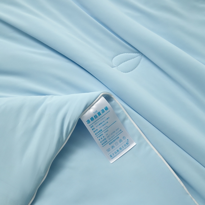 91家纺网 家纺一手货源 找家纺 欧邦 2025新款全消光冰皮凉感锦氨夏被 琉璃蓝