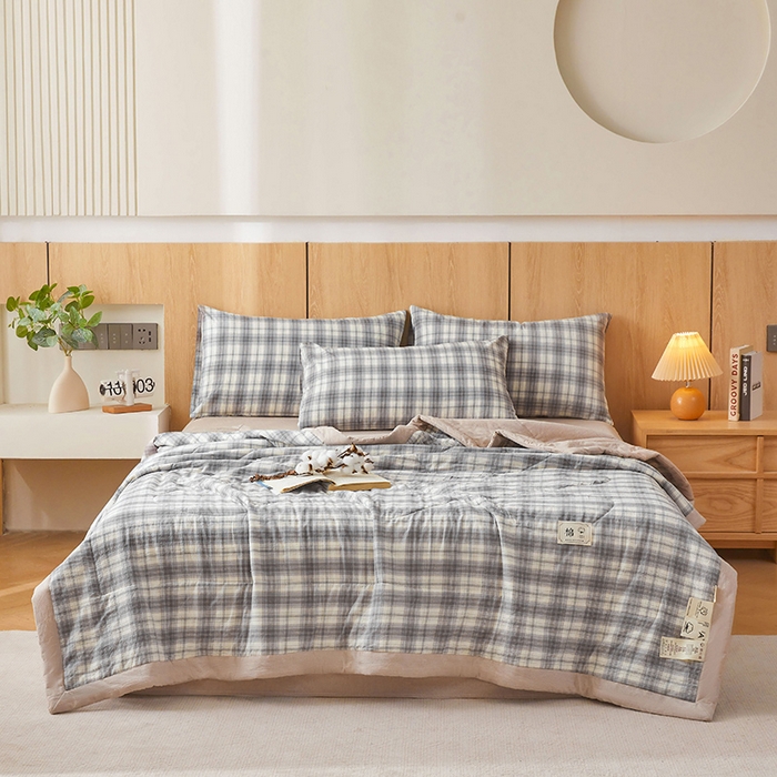 91家纺网 家纺一手货源 找家纺 创优家纺 2025新款无印风格子新疆棉夏被空调被纯棉花被夏被子薄被芯水洗棉包检测 雾川