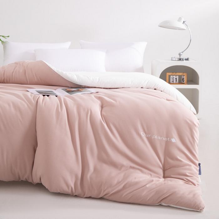 91家纺网 家纺一手货源 找家纺 龙图家纺 2025新款星球深睡被 卡其粉