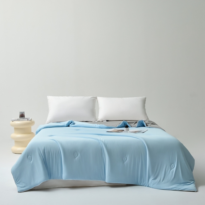 91家纺网 家纺一手货源 找家纺 欧邦 2025新款全消光冰皮凉感锦氨夏被 双拼-蓝灰