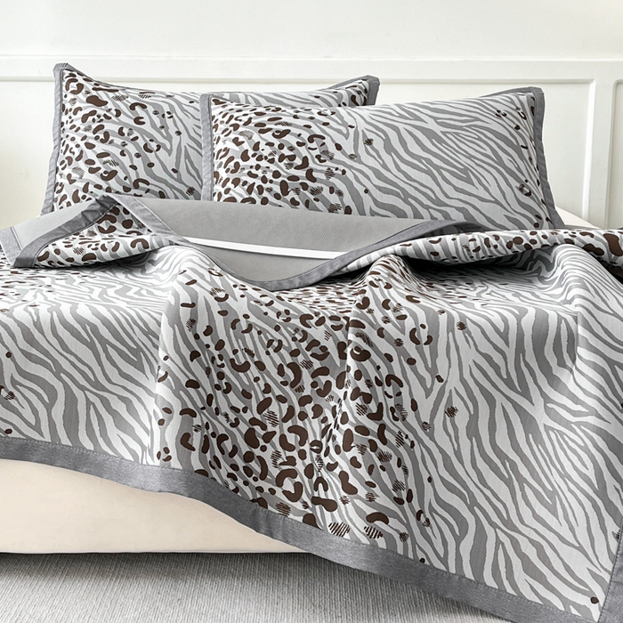 91家纺网 家纺一手货源 找家纺 子曰 2025新款高定版A类PE聚乙烯凉感凉席提花凉席 魅野-灰