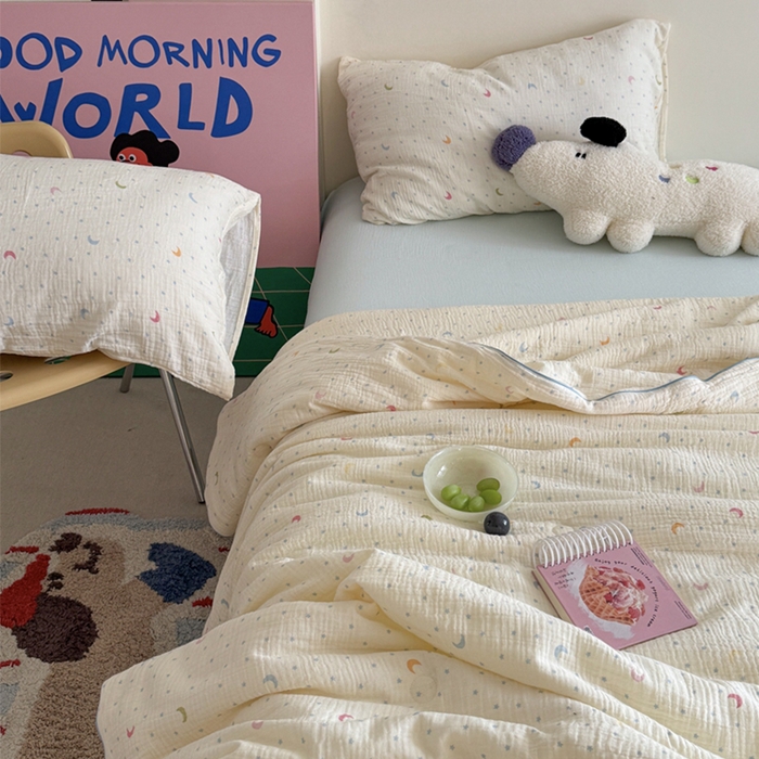 91家纺网 家纺一手货源 找家纺 萝莉家纺 2025新款软软糯糯双层皱皱纱单夏被 夏被四件套 星星月亮