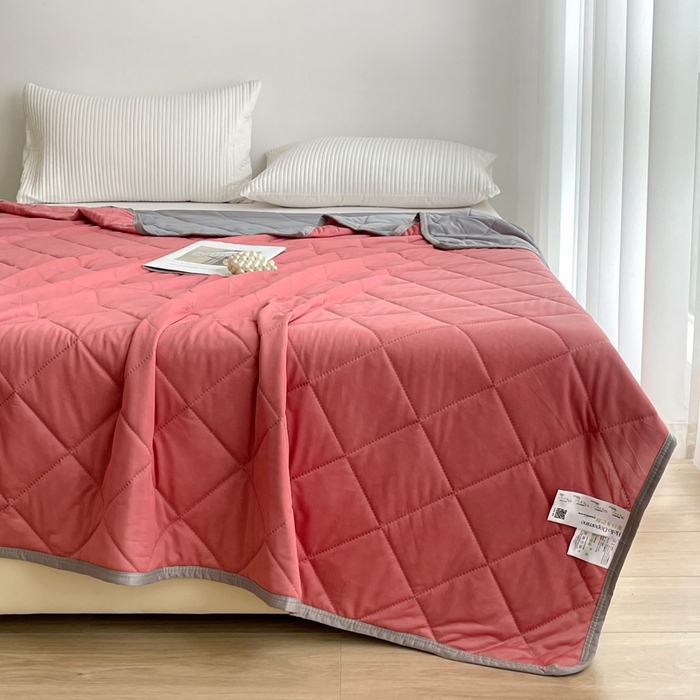 91家纺网 家纺一手货源 找家纺 富艺隆 2025新款纯色凉感丝夏被 豆沙