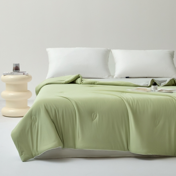 91家纺网 家纺一手货源 找家纺 欧邦 2025新款全消光冰皮凉感锦氨夏被 双拼-绿灰