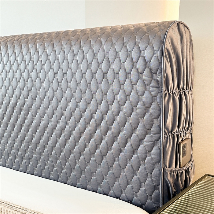 91家纺网 家纺一手货源 找家纺 情恒家纺 2025夏季款亮光布加厚双面用床头罩 淡雅灰