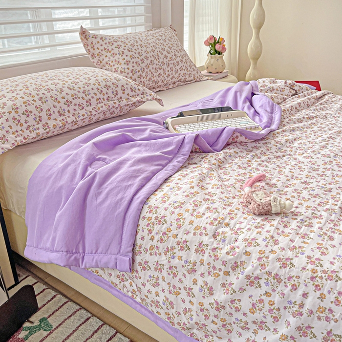 91家纺网 家纺一手货源 找家纺 富艺隆 2025新款水洗棉印花夏被 久期诗华紫