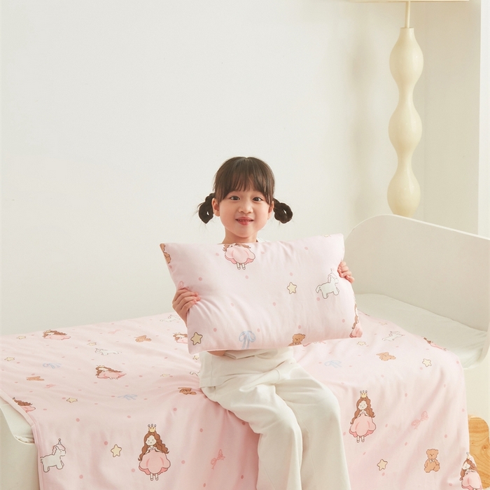 91家纺网 家纺一手货源 找家纺 艾佳宝贝 2025新款A类全棉纯棉儿童单枕套多尺寸可拆式枕头 甜甜小公主