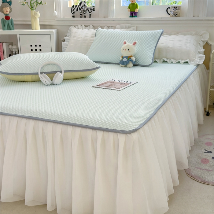 91家纺网 家纺一手货源 找家纺 丝幔家纺 2025新款A类冰豆豆花边款凉席床裙 海洋蓝