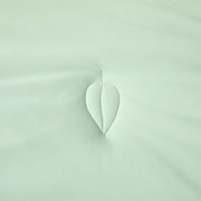 91家纺网 家纺一手货源 找家纺 欧邦 2025新款全消光冰皮凉感锦氨夏被 抹茶绿