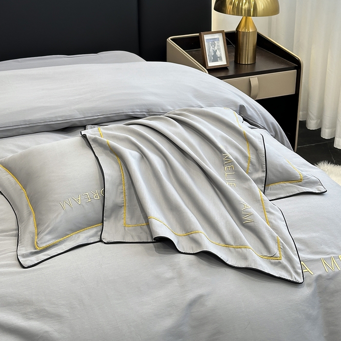 91家纺网 家纺一手货源 找家纺 宇彬家纺 2025新款直播热款13374全棉母婴级压线一字绣宽边枕套被套纯色滚边麻绳四件套贡缎新疆长绒 梦系列-绅士灰