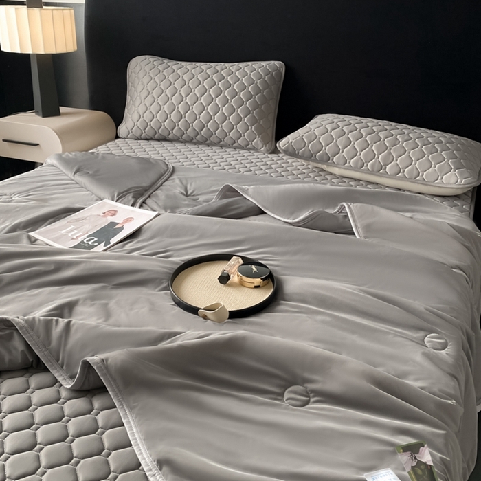 91家纺网 家纺一手货源 找家纺 欧邦 2025新款加厚纯色凉席四件套--凉席三件套 方格-深灰