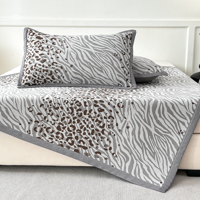 91家纺网 家纺一手货源 找家纺 子曰 2025新款高定版A类PE聚乙烯凉感凉席提花凉席床笠 魅野-灰【平铺款】