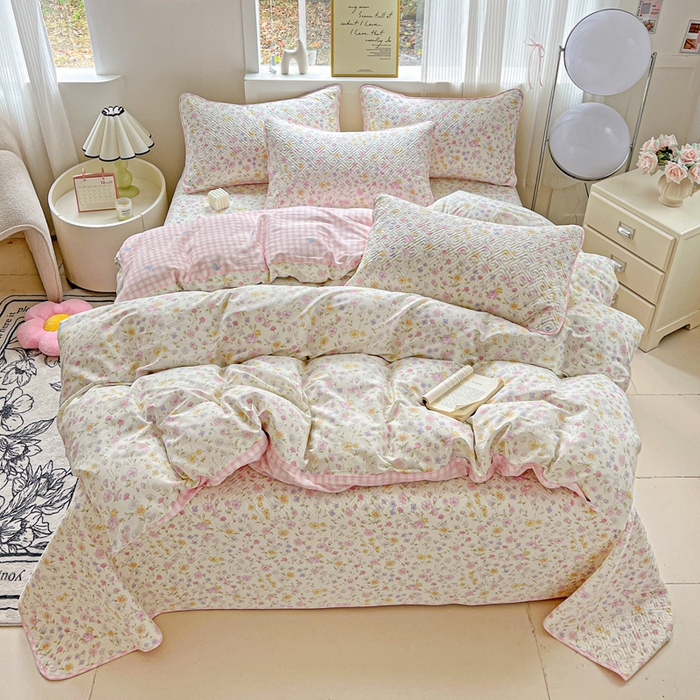 91家纺网 家纺一手货源 找家纺 羽爱家纺 2025新款A类双面全棉印花床盖套件 向阳花开