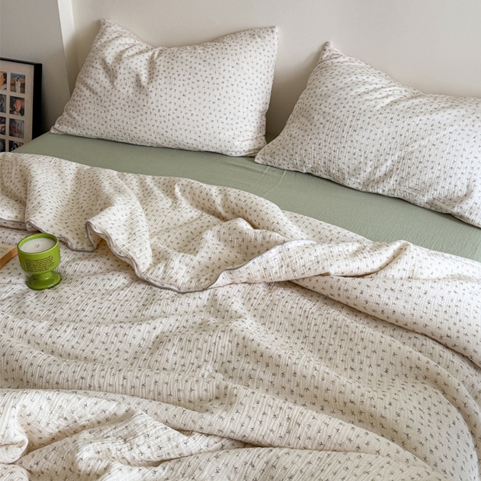 91家纺网 家纺一手货源 找家纺 （总）萝莉家纺 2025新款软软糯糯双层皱皱纱单夏被 夏被四件套