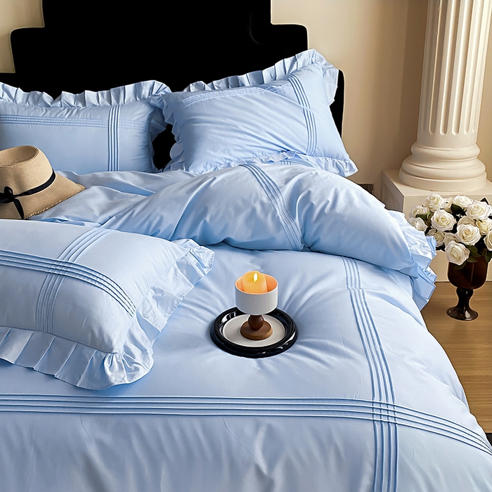 91家纺网 家纺一手货源 找家纺 花香四季家纺 2025新款全棉13376公主风纯棉法式手工立体线条四件套 蔚蓝