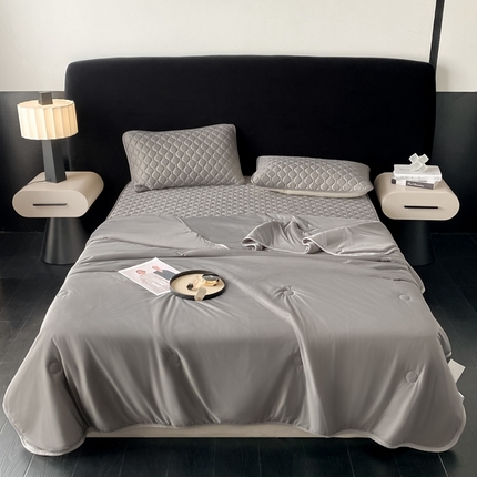 91家纺网 家纺一手货源 找家纺 （总）欧邦 2025新款加厚纯色凉席四件套--夏被四件套
