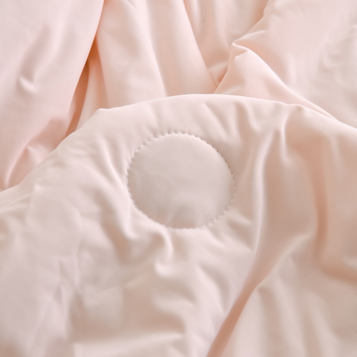 91家纺网 家纺一手货源 找家纺 圣尔雅2025新款A类高克重锦纶氨纶黑科技凉感夏被冰激凌空调被夏凉被 樱花粉+绿