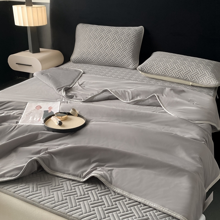 91家纺网 家纺一手货源 找家纺 欧邦 2025新款加厚纯色凉席四件套--凉席三件套 饼干花-深灰