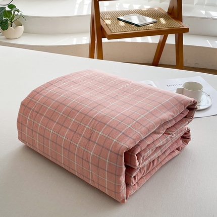 91家纺网 家纺一手货源 找家纺 青螺家纺 2025全棉水洗棉格子双面色织新疆棉花被AB版夏凉空调被 凯瑟琳 粉