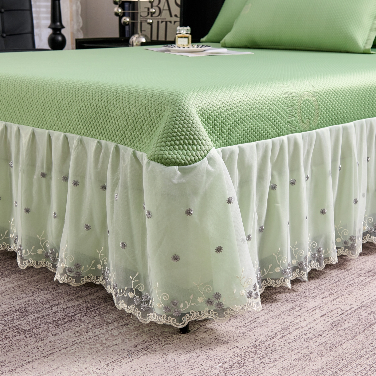 91家纺网 家纺一手货源 找家纺 （总）青雅席业 2025年新款凉感因子母婴级凉感丝豆豆席床裙款