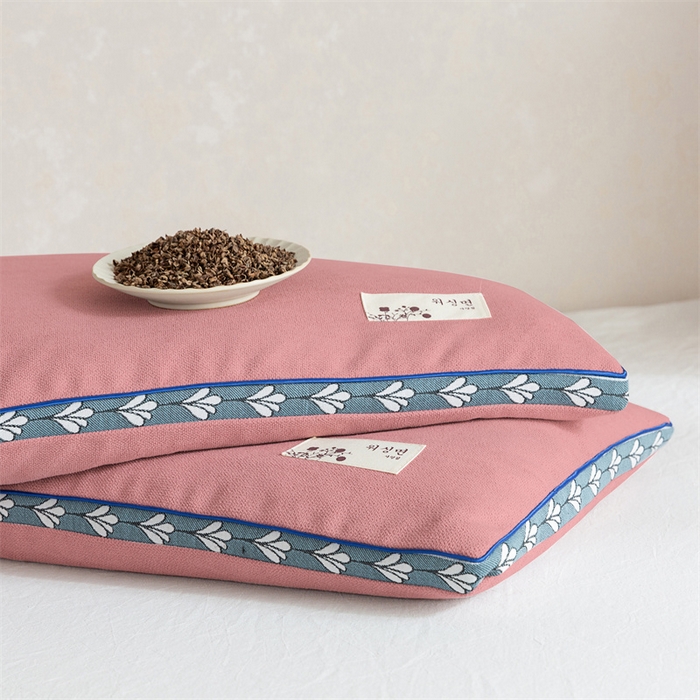 91家纺网 家纺一手货源 找家纺 大熊枕芯  2025新款舒适清爽透气麻绒荞麦枕 全荞麦亚麻枕-粉色48*74cm/只