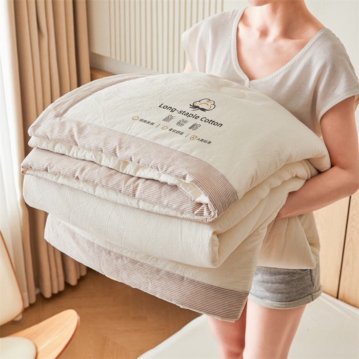 91家纺网 家纺一手货源 找家纺 （总）创优家纺 2025新款无印风格子新疆棉夏被空调被纯棉花被夏被子薄被芯水洗棉包检测