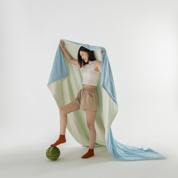 91家纺网 家纺一手货源 找家纺 金喜 2025新款锦氨冰川凉感被裸机面料夏凉被凉感薄被子-冰菓夏被 天空蓝 