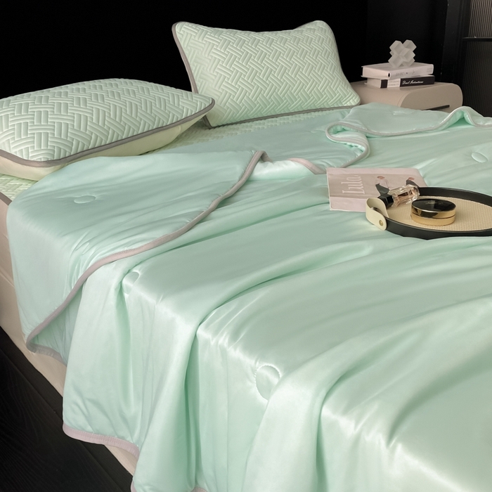 91家纺网 家纺一手货源 找家纺 欧邦 2025新款加厚纯色凉席四件套--夏被四件套 饼干花-水绿