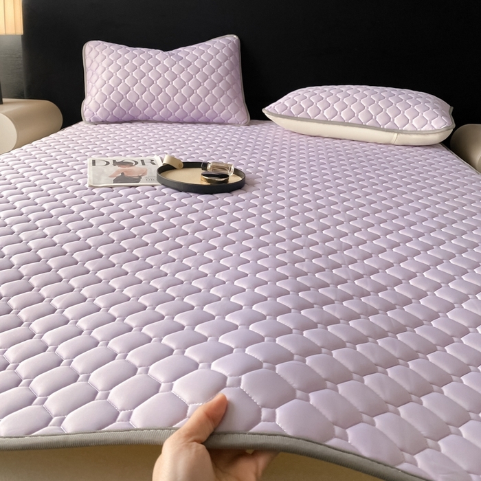 91家纺网 家纺一手货源 找家纺 欧邦 2025新款加厚纯色凉席四件套--凉席三件套 方格-浅紫