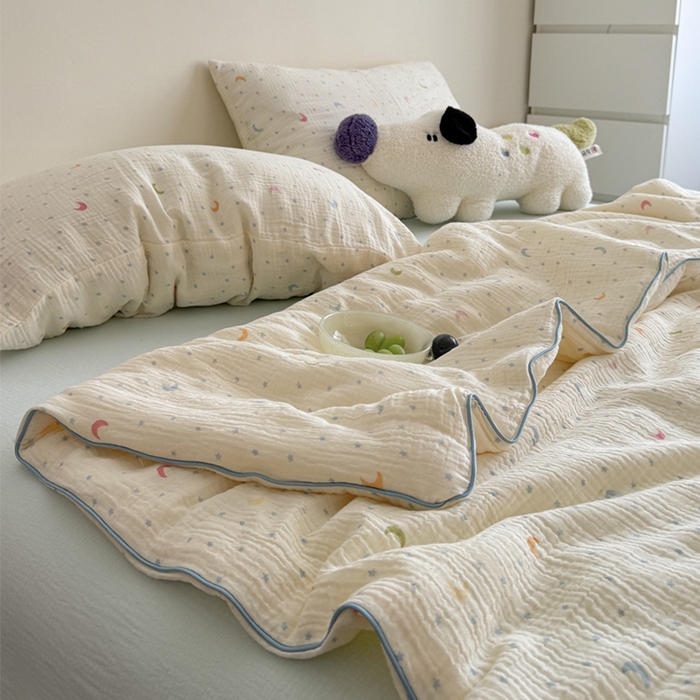 91家纺网 家纺一手货源 找家纺 萝莉家纺 2025新款软软糯糯双层皱皱纱单夏被 夏被四件套 星星月亮