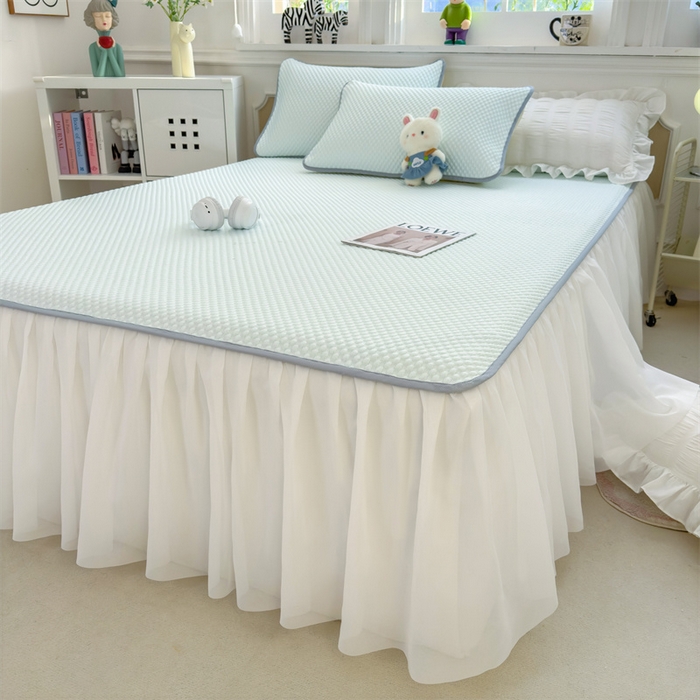 91家纺网 家纺一手货源 找家纺 丝幔家纺 2025新款A类冰豆豆花边款凉席床裙 海洋蓝