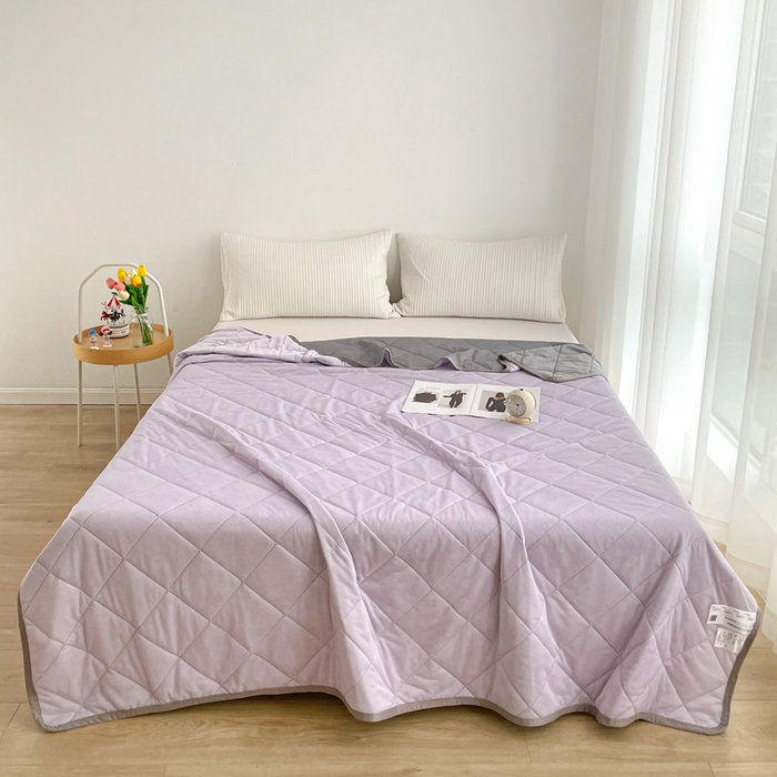 91家纺网 家纺一手货源 找家纺 富艺隆 2025新款纯色凉感丝夏被 梦幻紫