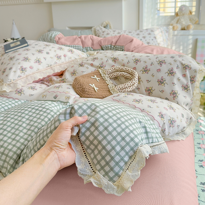 91家纺网 家纺一手货源 找家纺 竹合家纺 2025新款春日碎花法式镂空花边款式提花皱皱四件套 法式-花束蛋糕