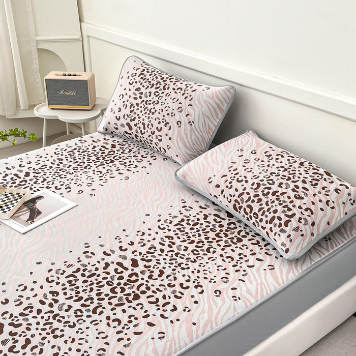 91家纺网 家纺一手货源 找家纺 子曰 2025新款高定版A类PE聚乙烯凉感凉席提花凉席床笠 魅野-粉