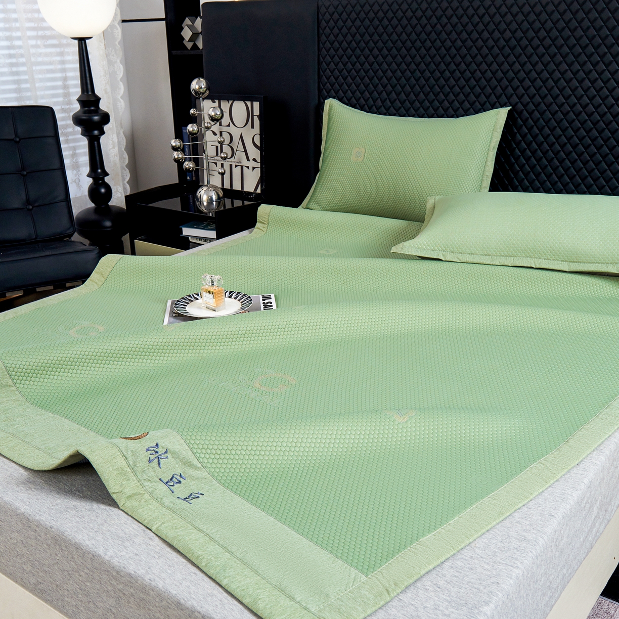 91家纺网 家纺一手货源 找家纺 青雅席业 2025年新款凉感因子母婴级凉感丝豆豆席 香奈儿-水绿