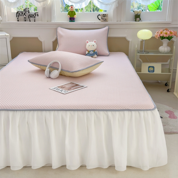 91家纺网 家纺一手货源 找家纺 丝幔家纺 2025新款A类冰豆豆花边款凉席床裙 悠粉