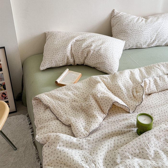 91家纺网 家纺一手货源 找家纺 萝莉家纺 2025新款软软糯糯双层皱皱纱单夏被 夏被四件套 勿忘我